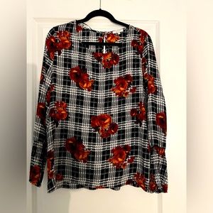 Pleione printed blouse size large